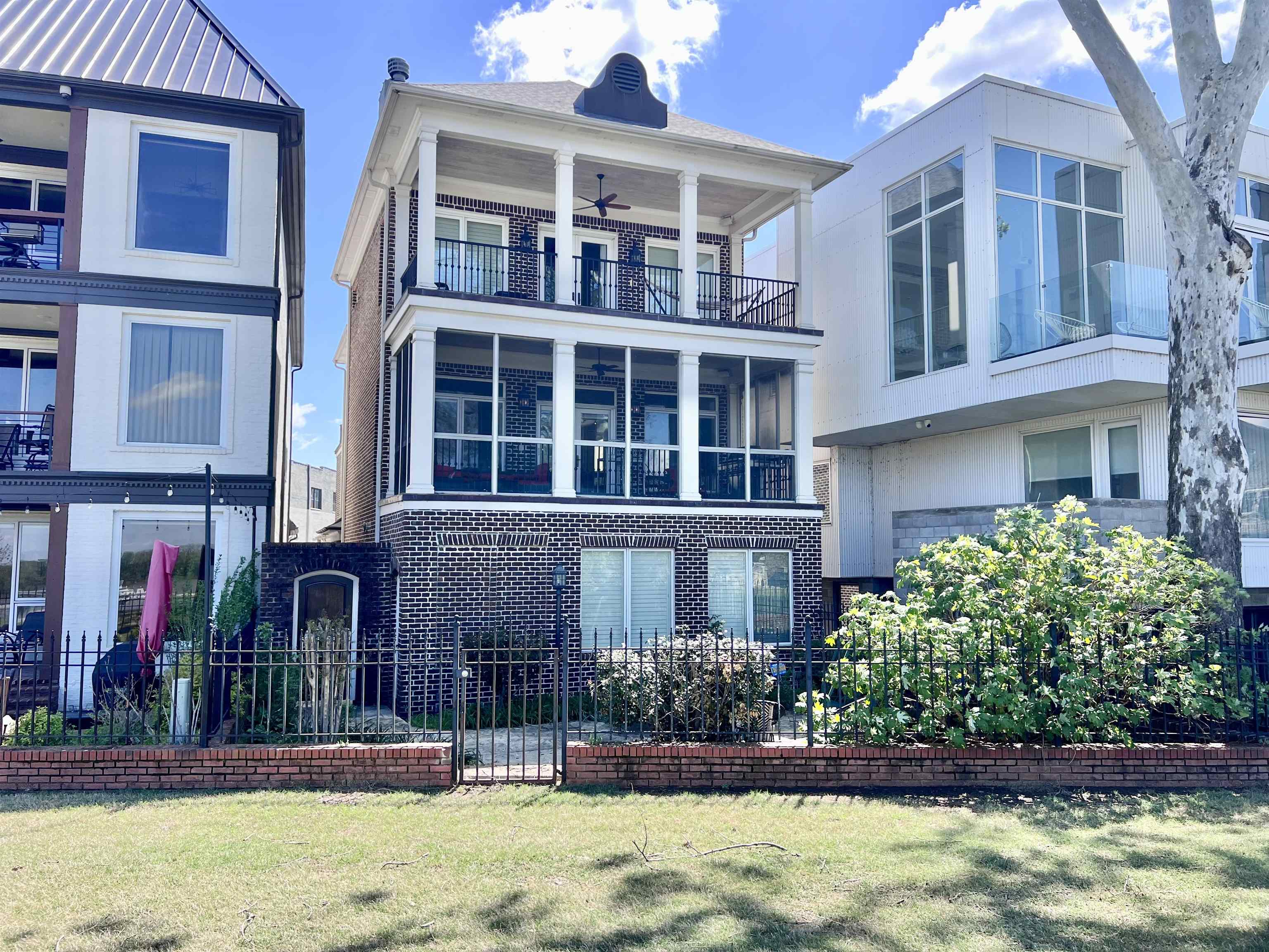 Chris Garland Real Estate - Crye Leike Realtors East Memphis in Memphis, TN (6)