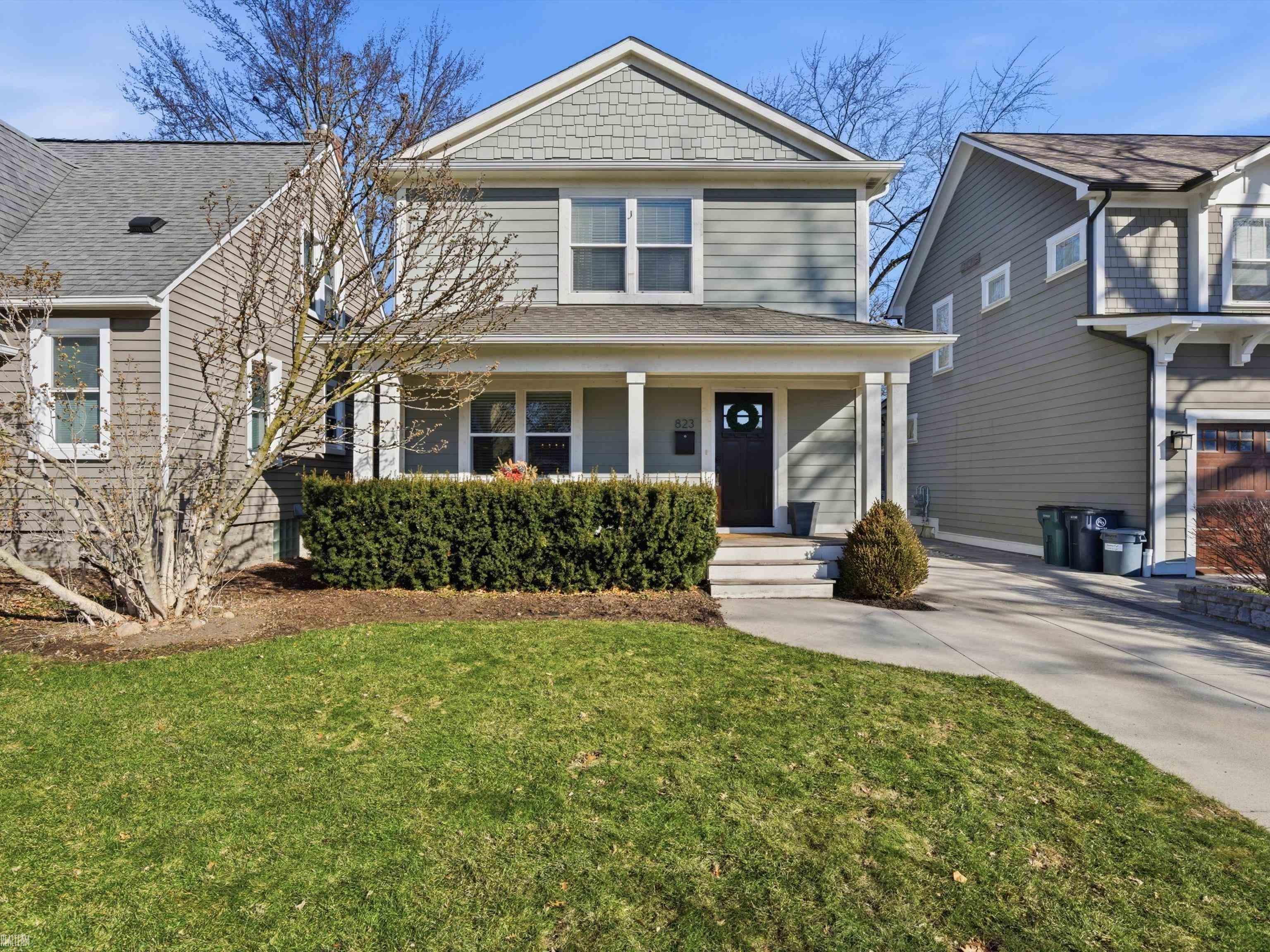 REALTEAM Real Estate in Utica, MI