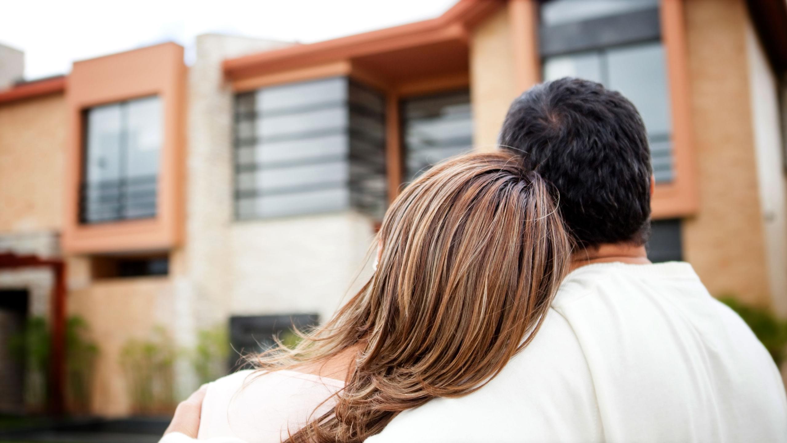 Simone Grace - REALTOR/Broker, Coldwell Banker Seacoast Advantage in Carolina Beach, NC (2)