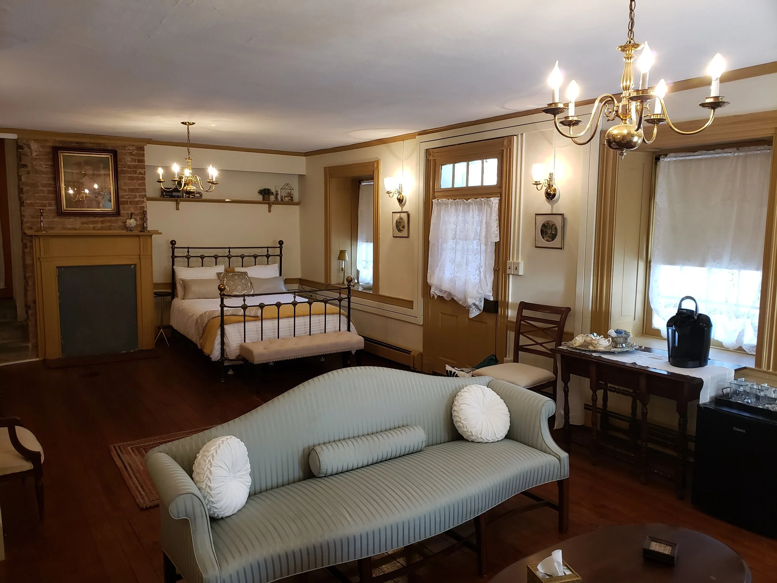 Mansion House 1757 Boutique Inn, Restaurant, & Tavern in Fairfield, PA (3)
