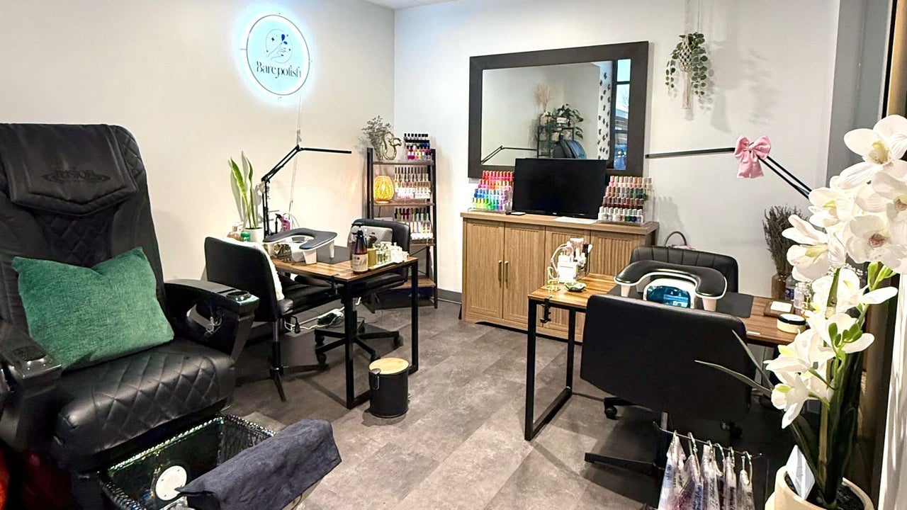 Curve Nail Studio in Reston, VA