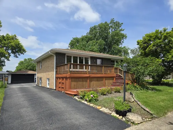 Lenny Feil of Harthside Realtors in Midlothian, IL
