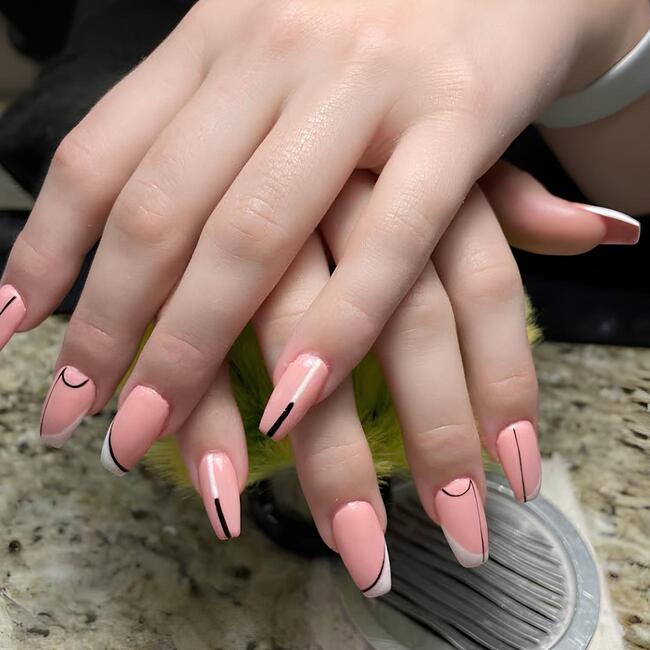 Deluxe Spa & Nails in Asheville, NC (2)