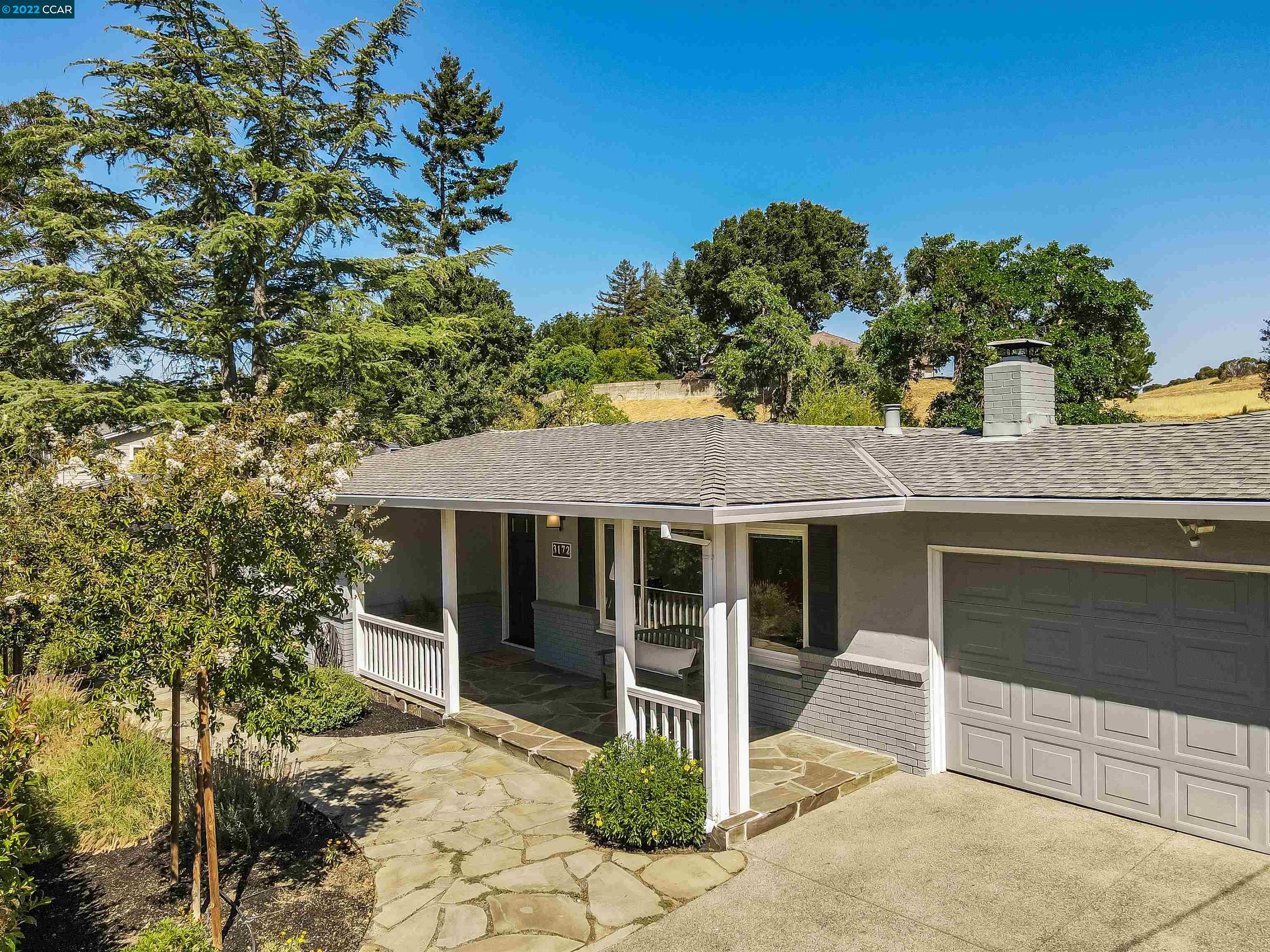 Soraya Golesorkhi, Realtor in Orinda, CA (2)
