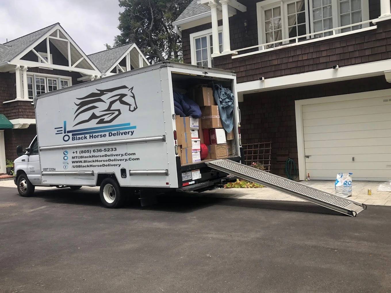 Black Horse Delivery in Ventura, CA (5)