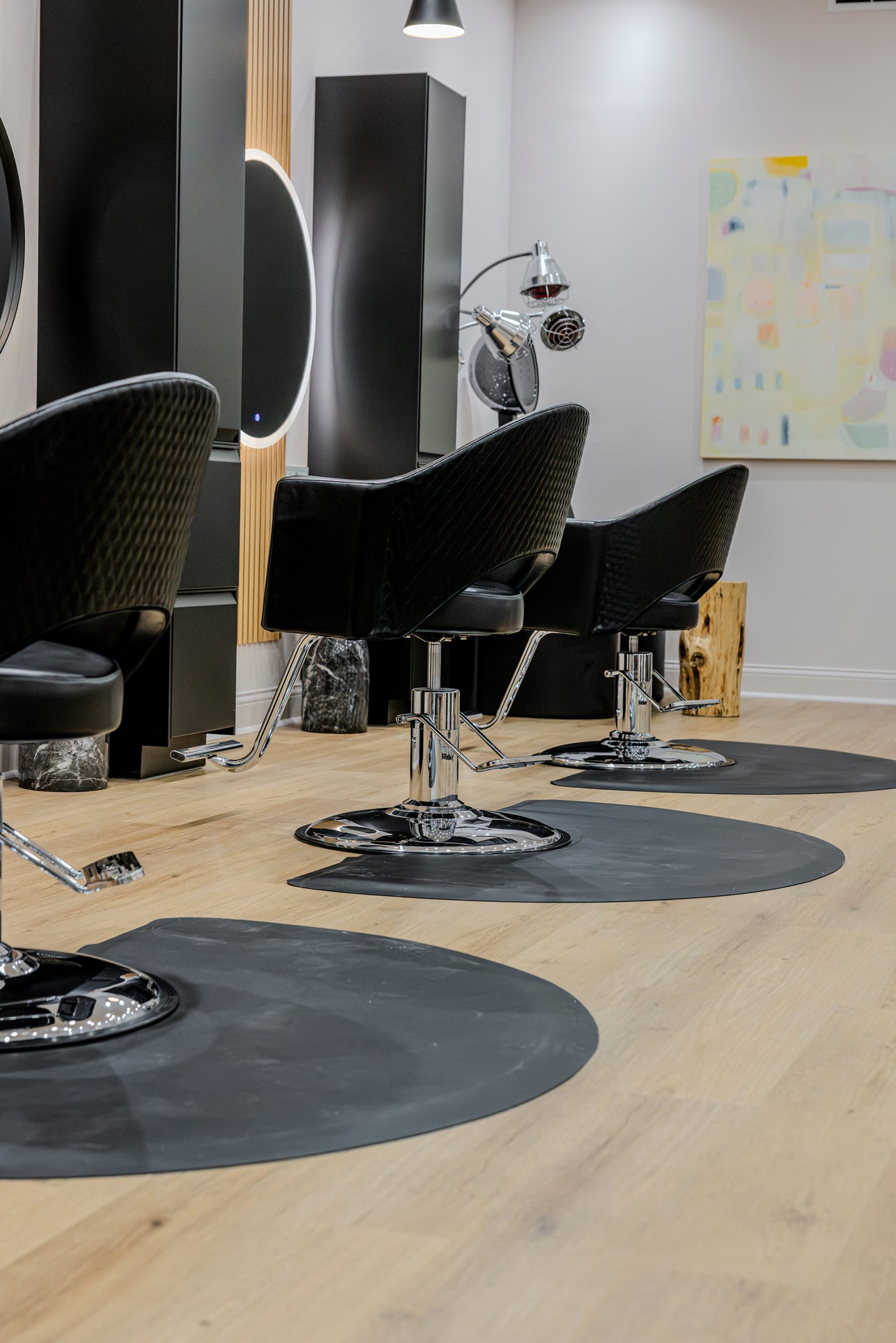 River Oaks Salon in Houston, TX