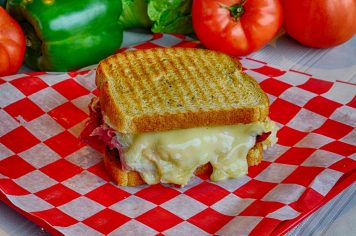Big Apple Deli in Oregon, OH