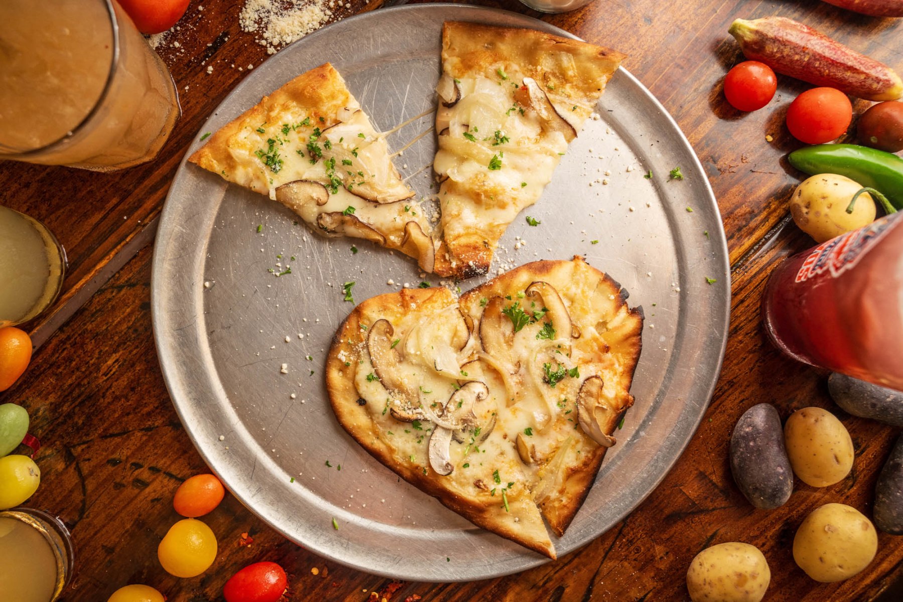 ELLIJAY TAPZ PIZZA AND TAPAS BAR in Ellijay, GA