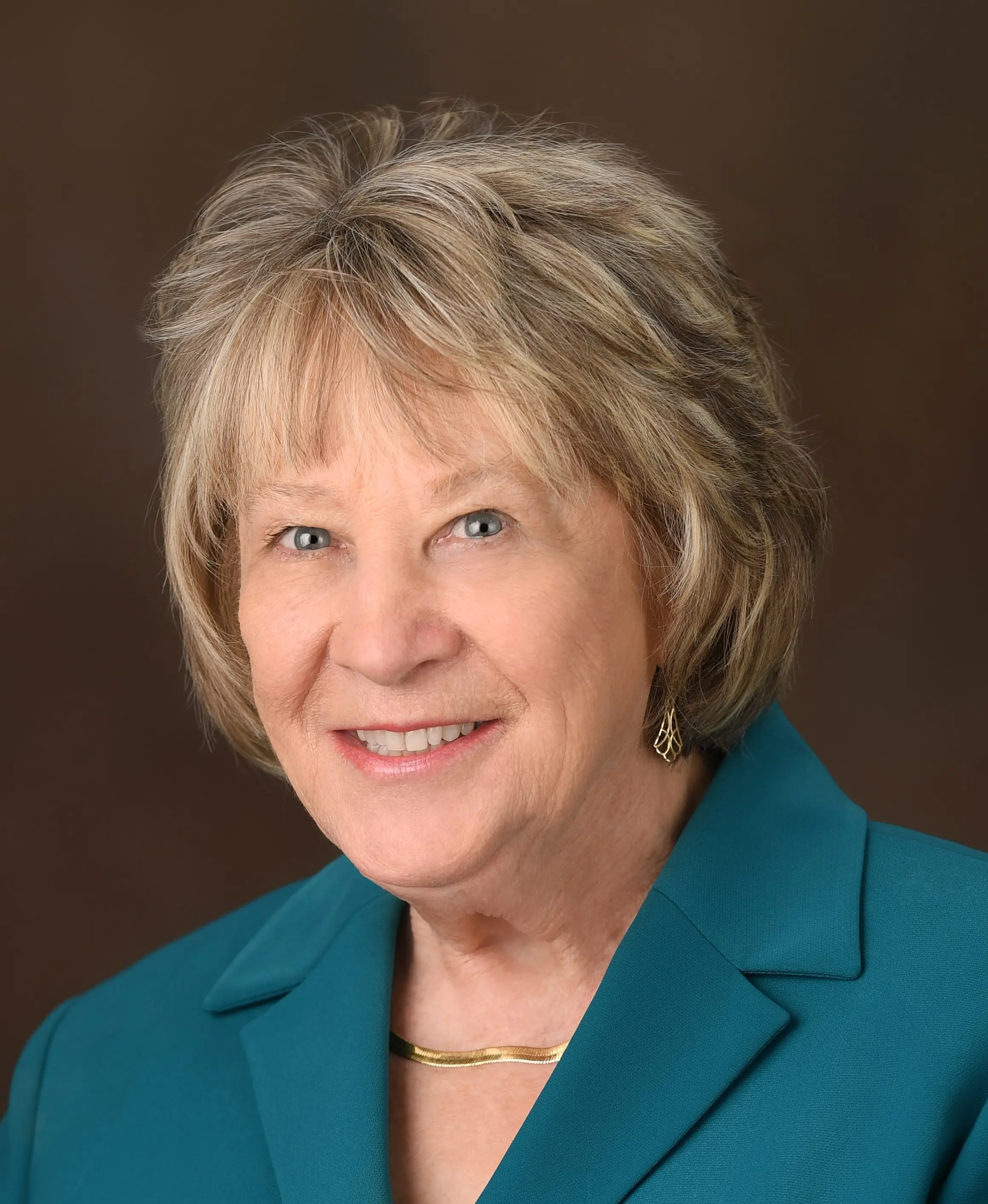 Mary Weaver Associate Broker with Coldwell Banker Kinard Realty in Chatsworth, GA