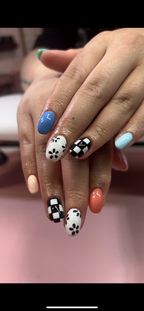 Savy Nails in Sun Prairie, WI