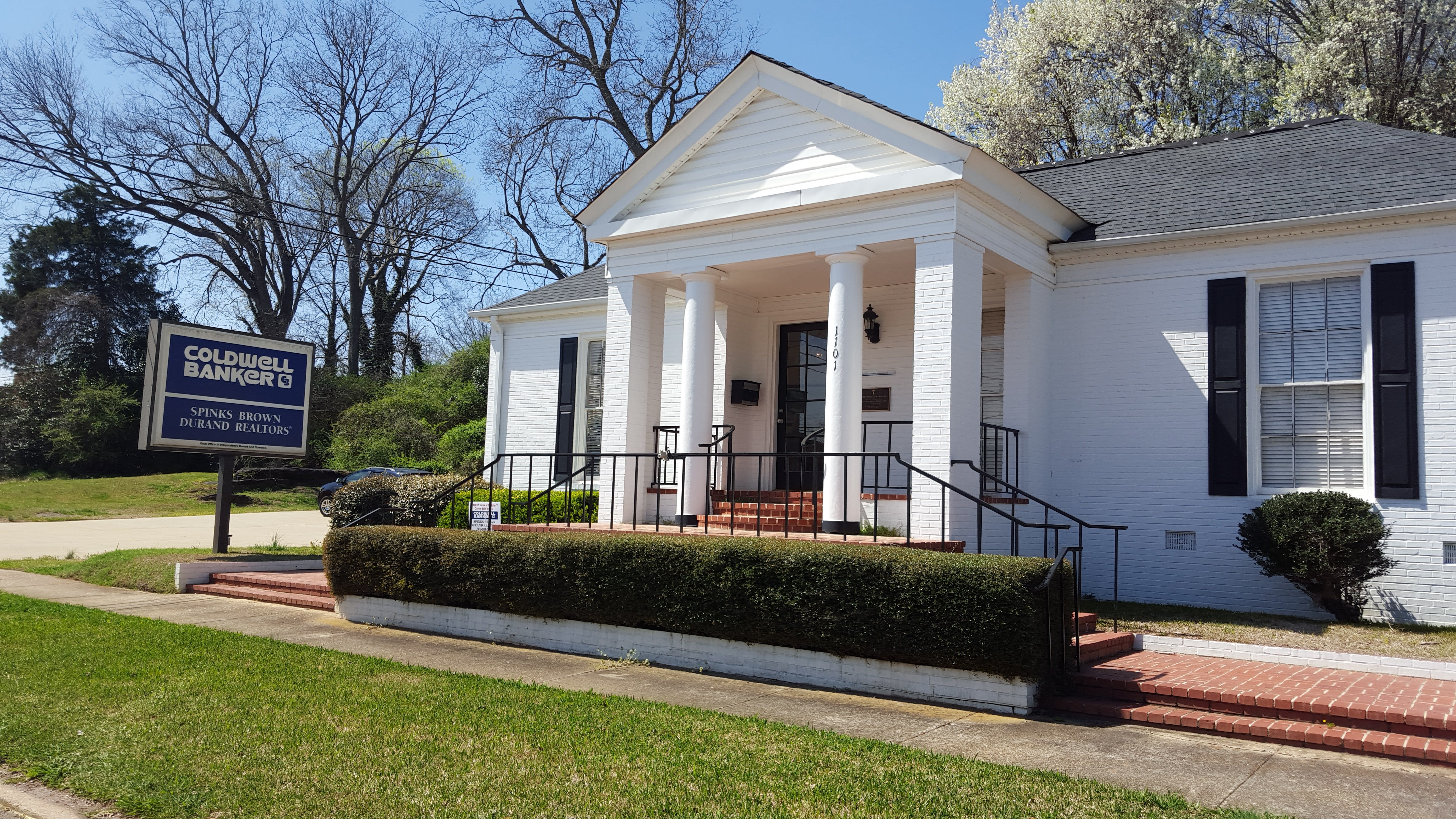 Spinks Brown Durand Realtors in West Point, GA (2)