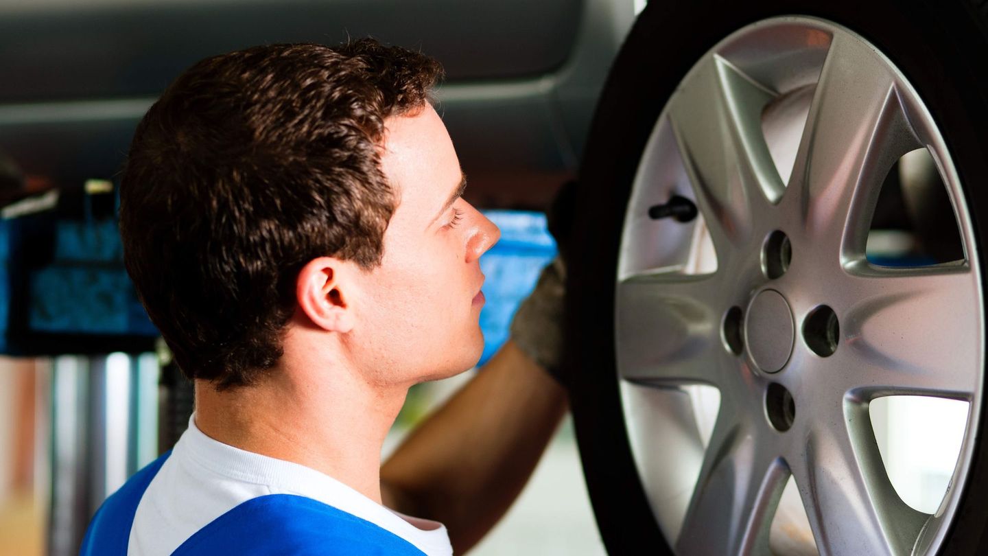 Chariot Auto Repair in Jersey City, NJ
