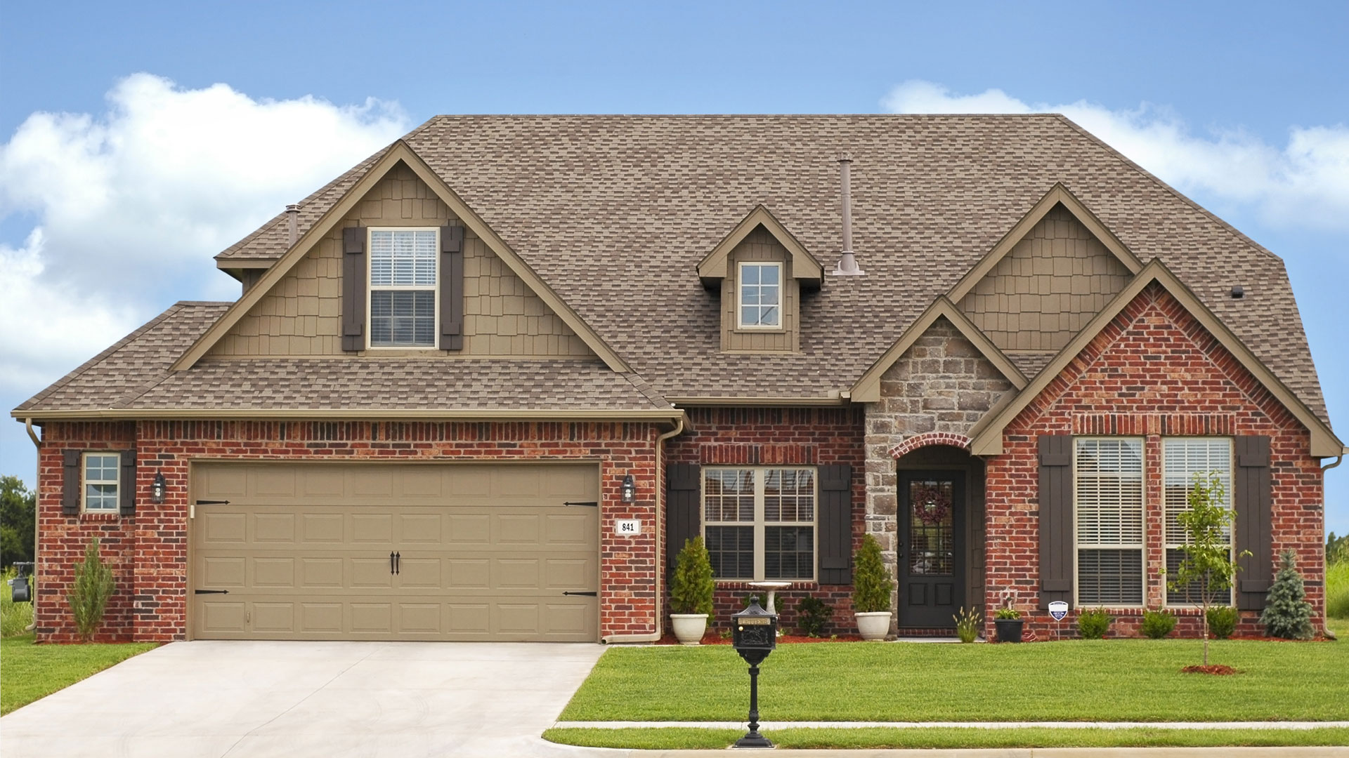 Team Scarlett Brekel - Coldwell Banker Southern Homes in Beaumont, TX (2)