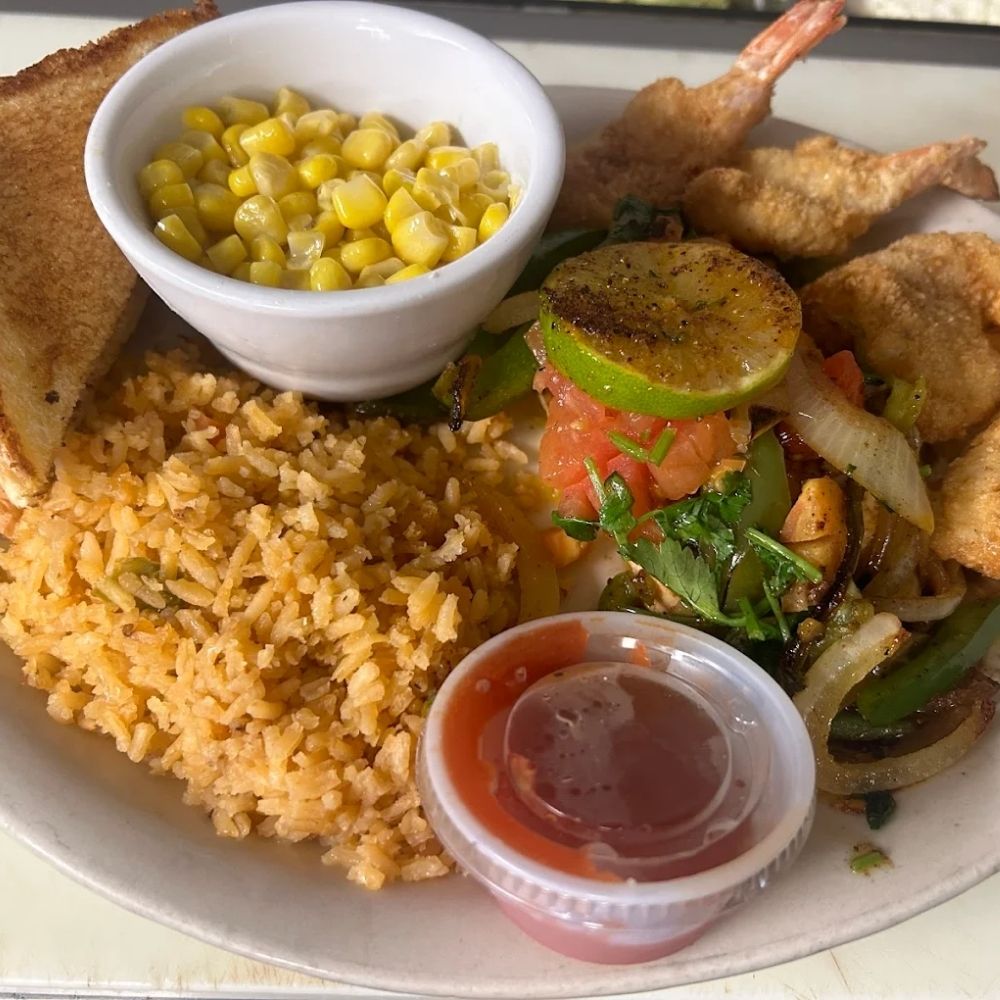 Julias Restaurant in Los Fresnos, TX (2)