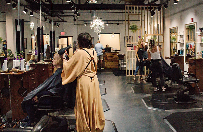 Salon Efthimia in Elmhurst, IL