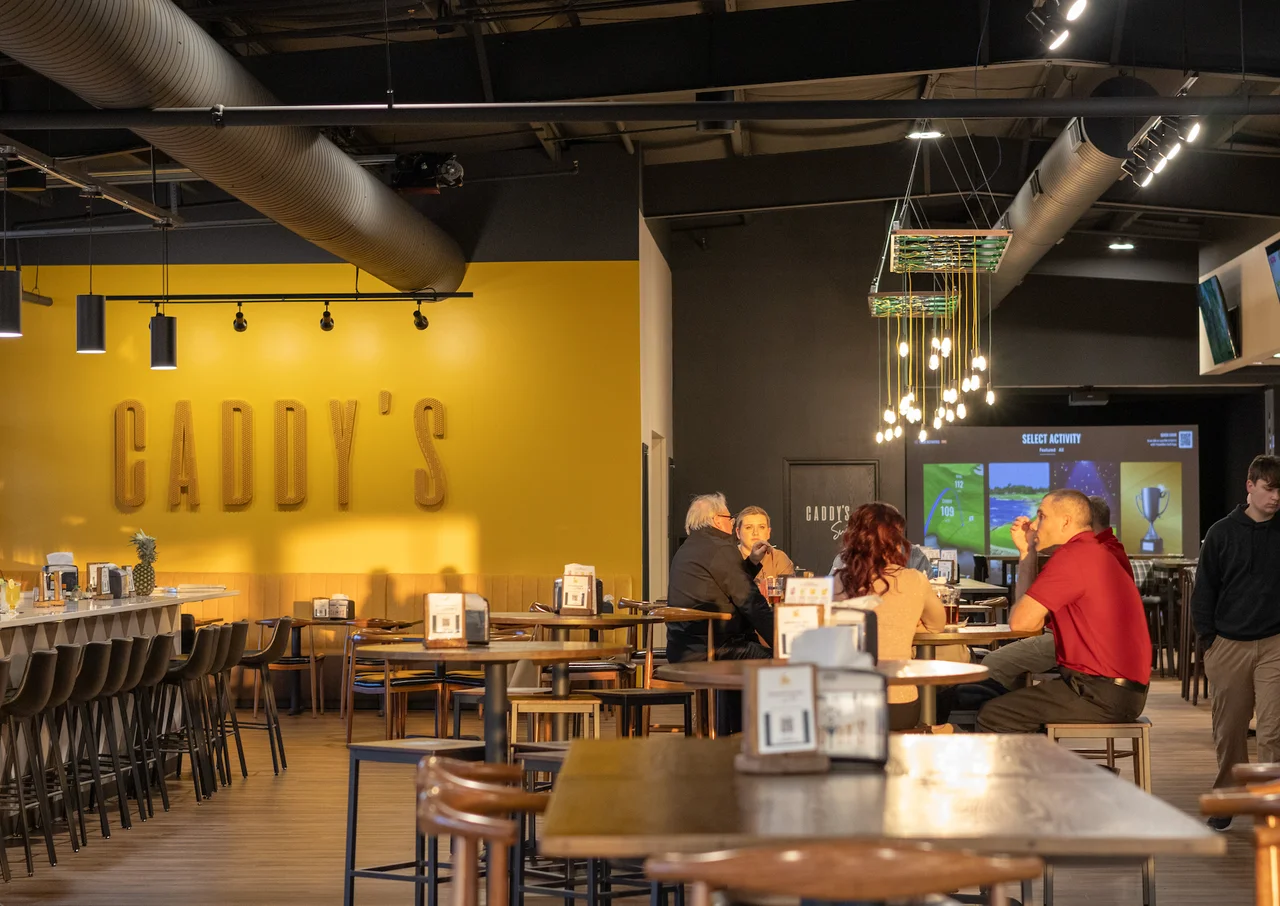 Caddy's Golf Lounge & Craft Eatery in New Bremen, OH (5)
