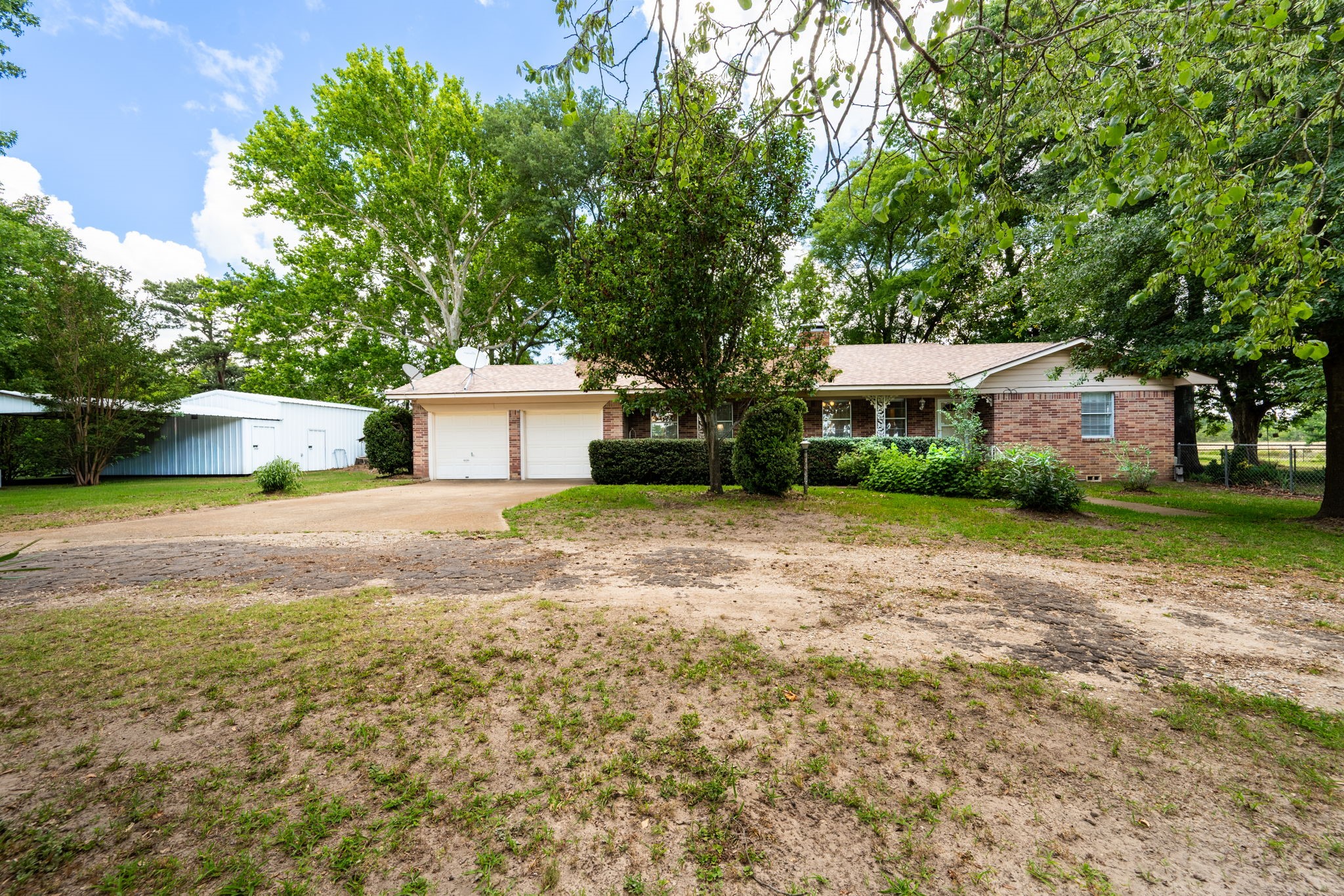 Cindy J. Aguilar, Realtor in Pottsboro, TX (3)