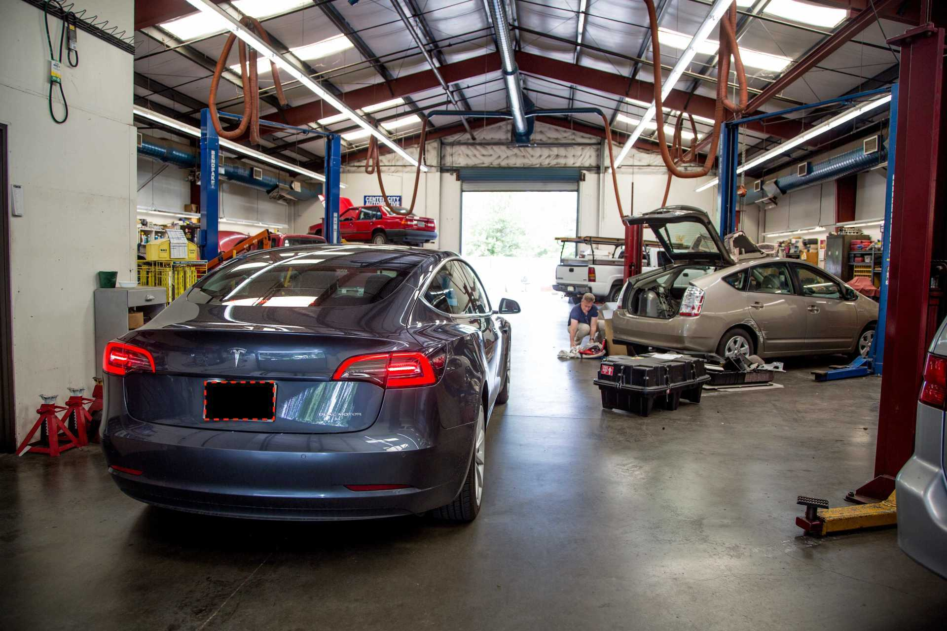 Center City Automotive in Davis, CA (2)