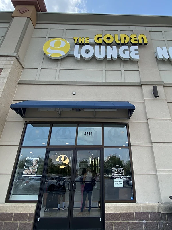 The Golden Lounge Nails & Spa in Waldorf, MD