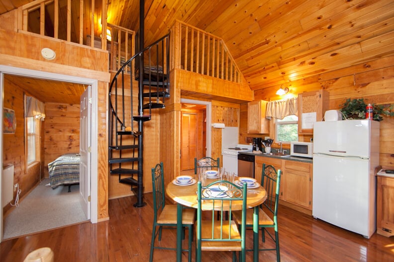 Mountain Creek Cabins in Bruceton Mills, WV (5)