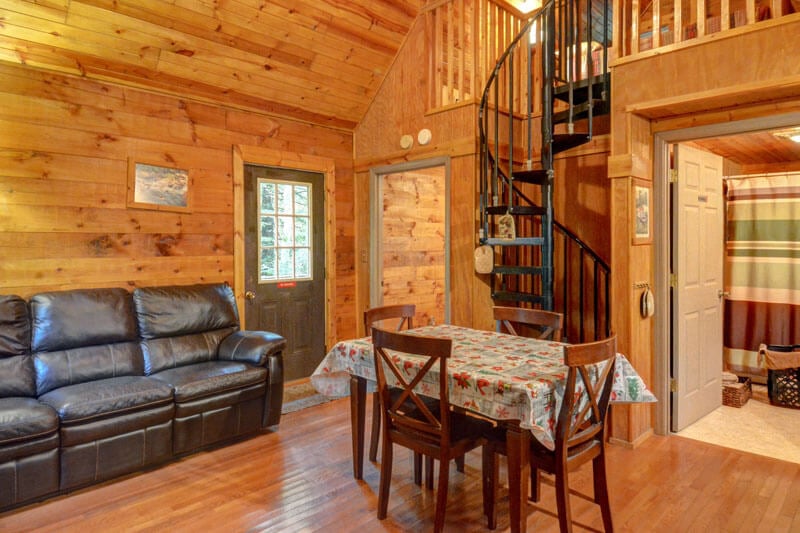Mountain Creek Cabins in Bruceton Mills, WV (6)