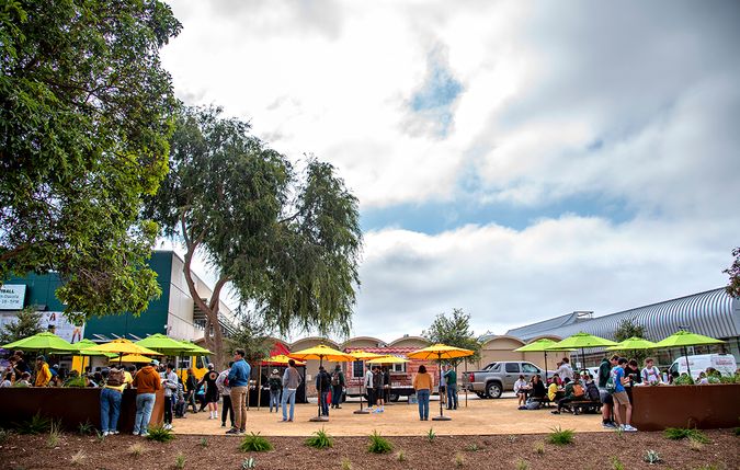 Food Truck Village U.U. in San Luis Obispo, CA (2)