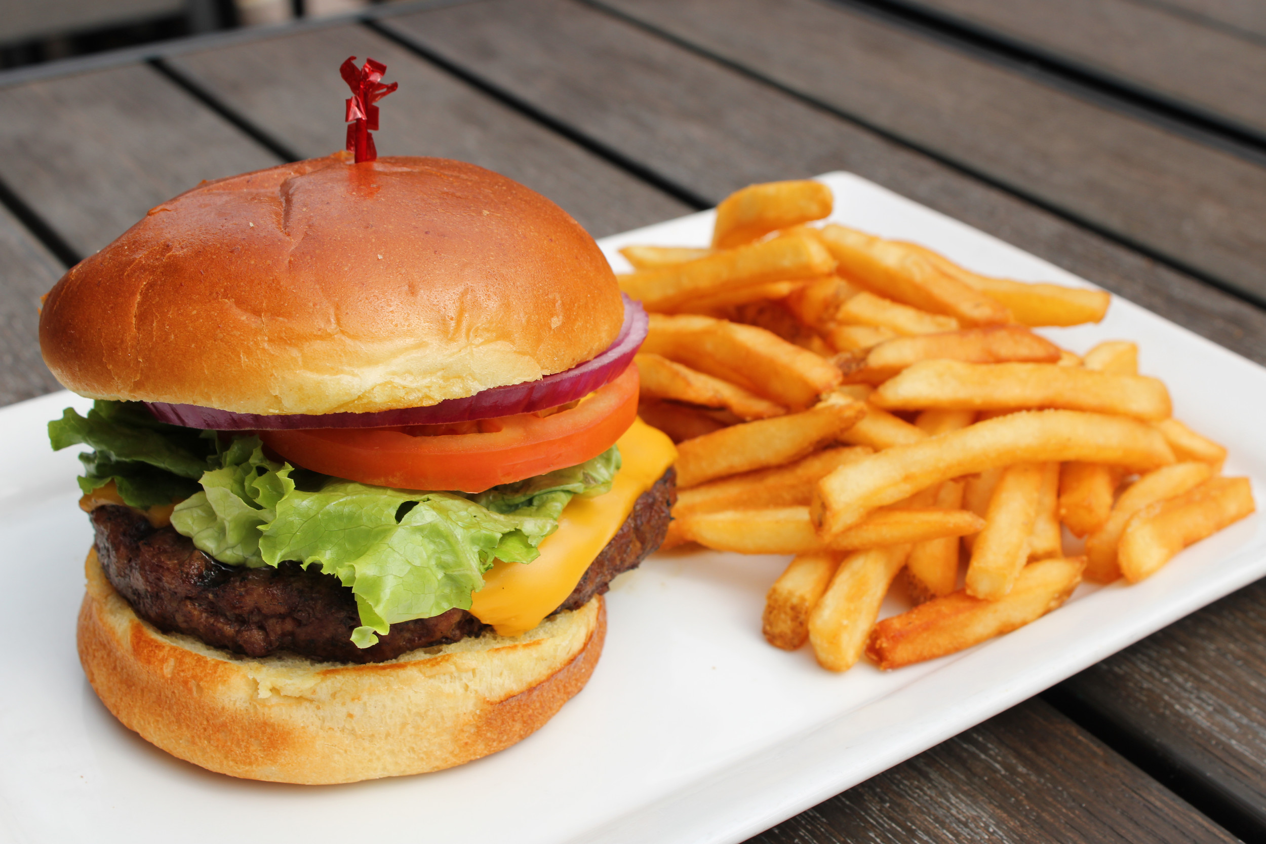 Holidays Pub & Grill in Neenah, WI (2)