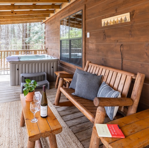 Hot Springs Log Cabins in Hot Springs, NC (4)