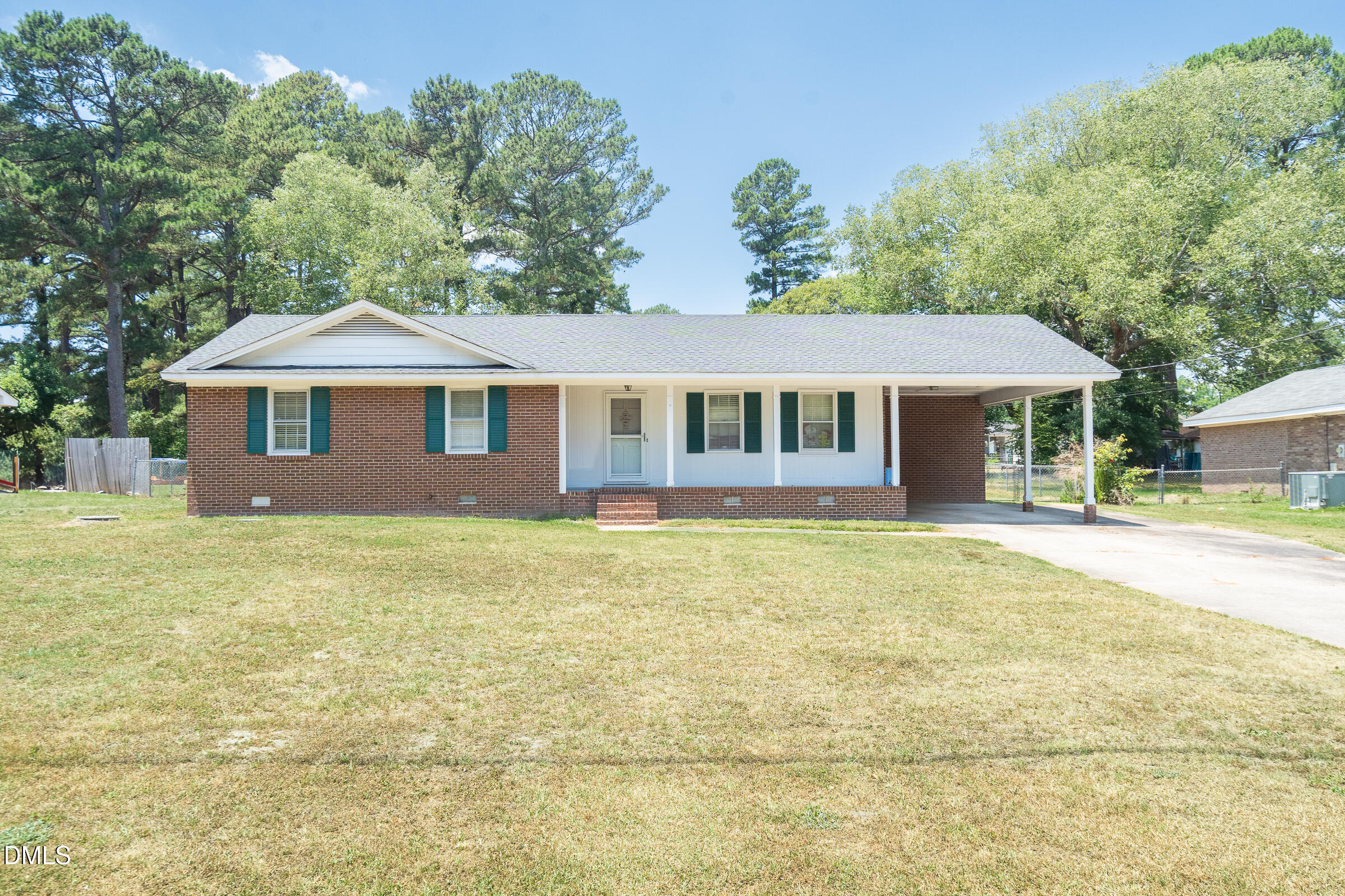 The Avalon Realty Group in Cameron, NC (2)