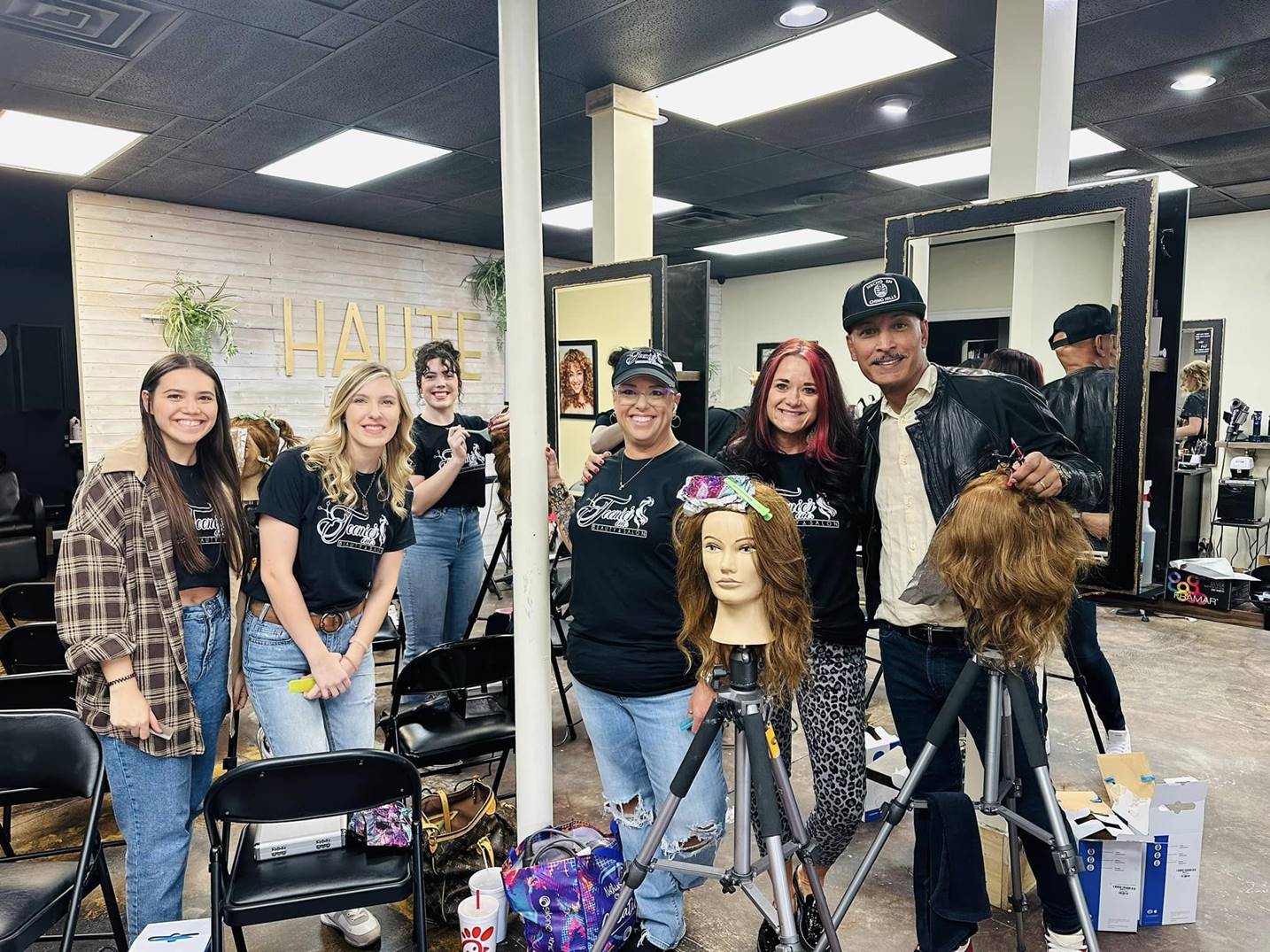 Teenies Beauty Salon in Callahan, FL