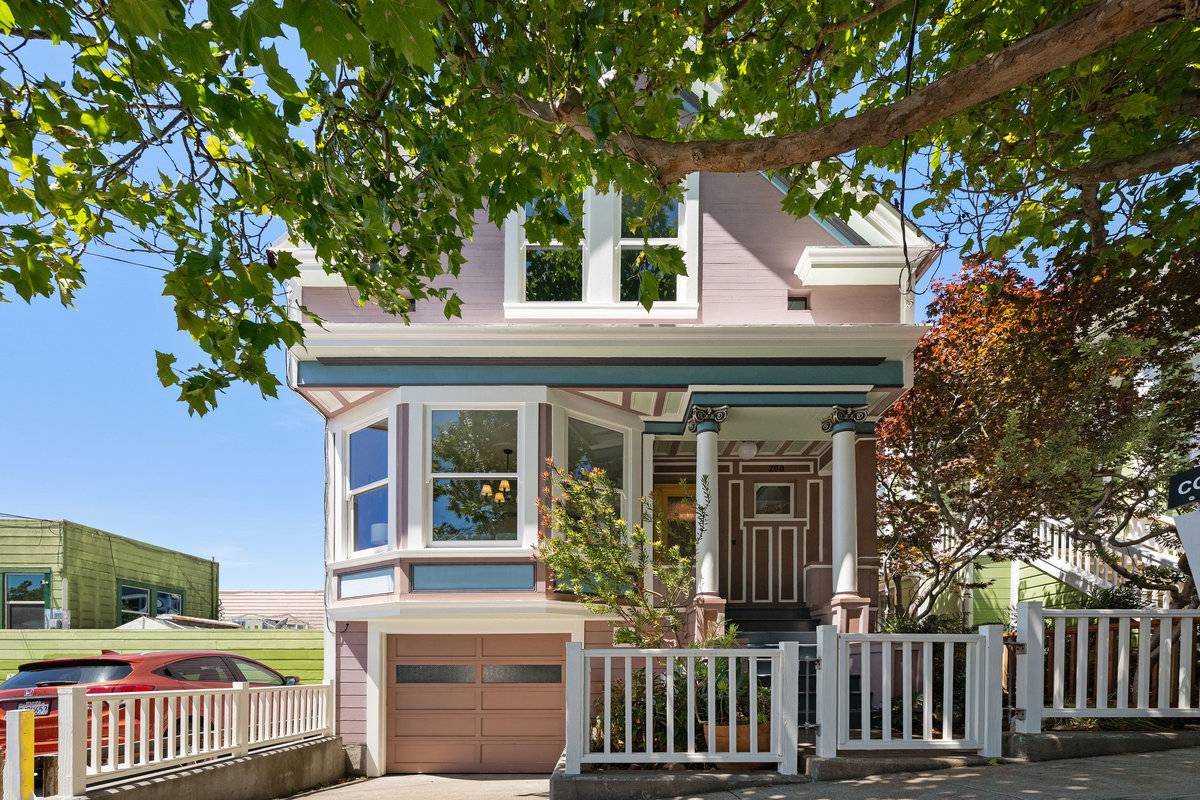 Danielle Lazier Top Real Estate Agent San Francisco in Bolinas, CA (2)