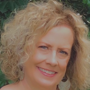Mary Elizabeth Ramsaur, RE/MAX Land of the Waterfalls in Brevard, NC (4)