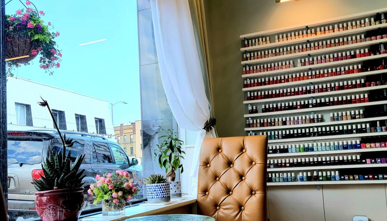 Star Nails in Rockville Centre, NY