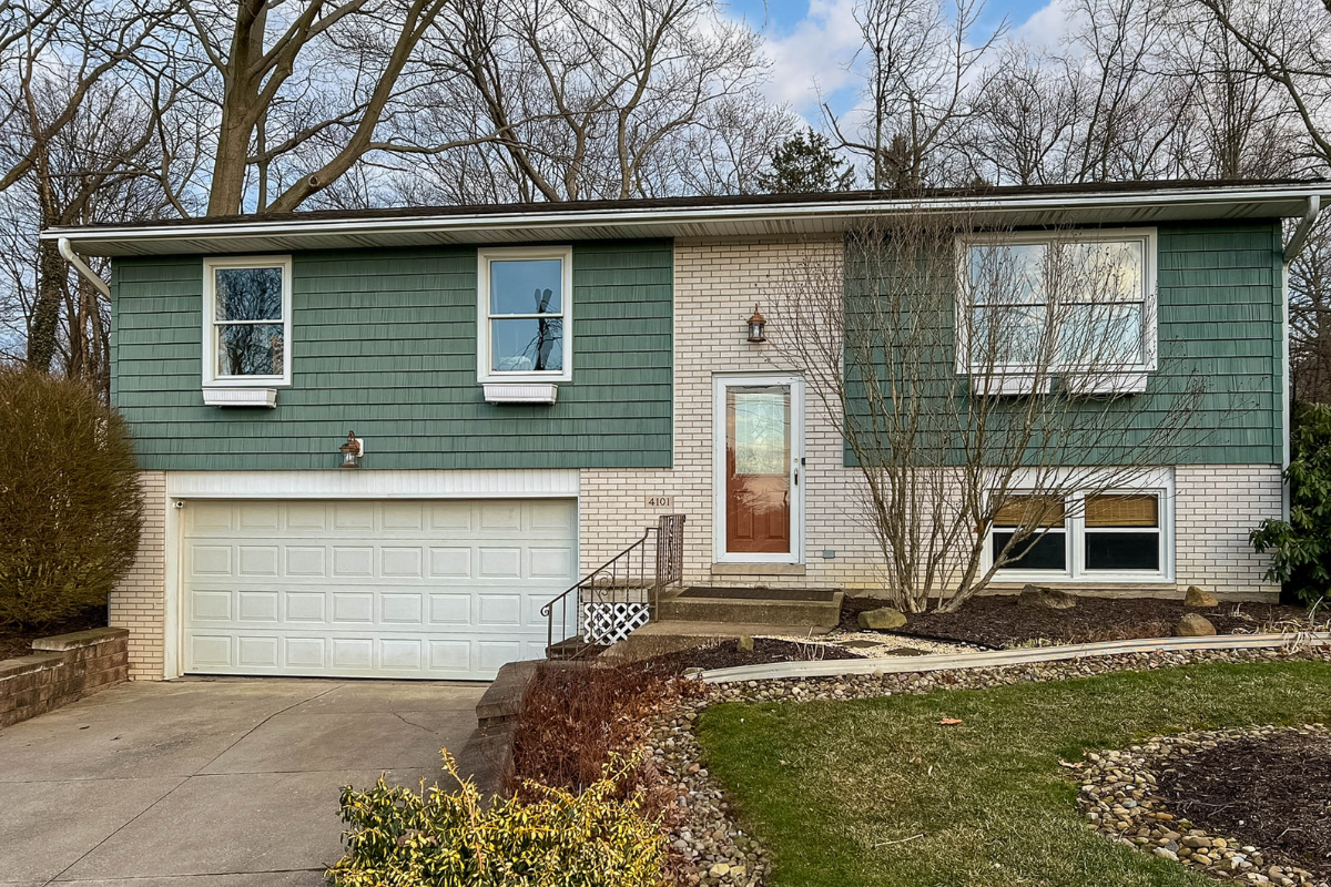 Sarah Hordusky, REALTOR® in Erie PA in Erie, PA (5)