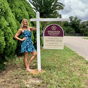 Joanne Levy, Berkshire Hathaway HomeServices FLORIDA REALTY in Mt Dora, FL (2)
