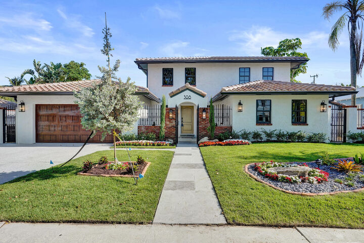 Debra Dear - Coldwell Banker Realty in Delray Beach, FL (6)
