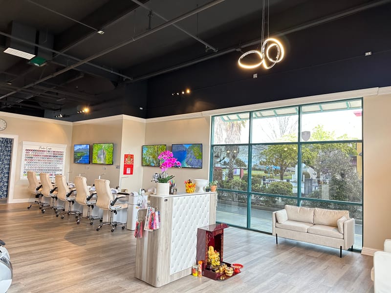 Phoebe’s Nail Bar in Suisun City, CA (2)