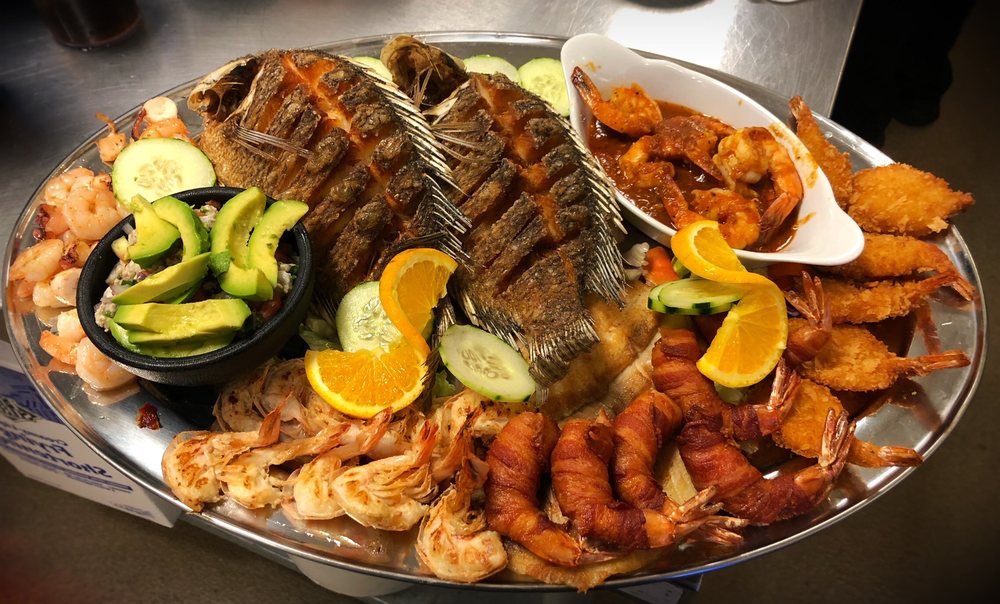 Mariscos Las Palmas in San Jacinto, CA