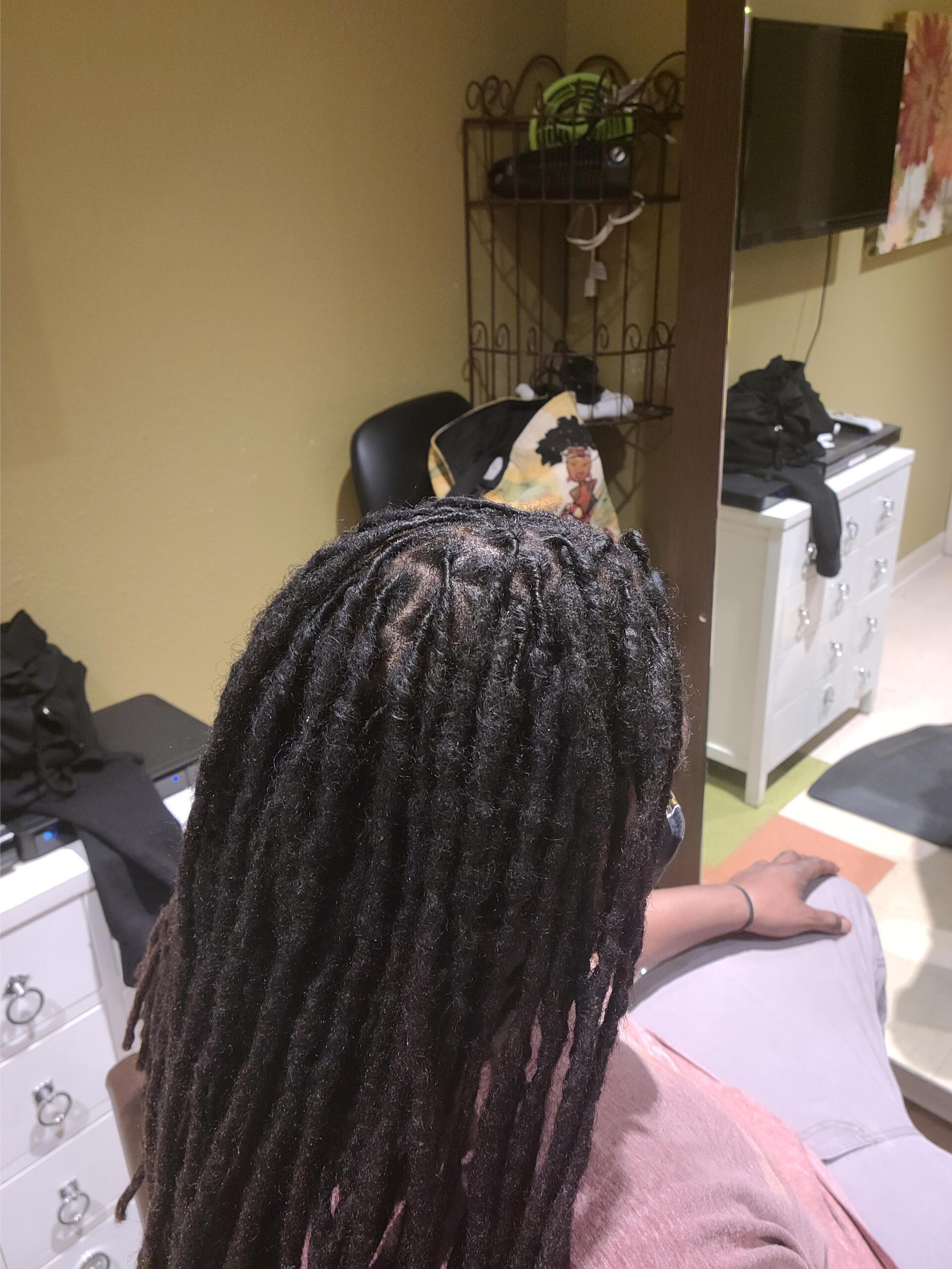 Ladi Locs in Riverside, CA (4)