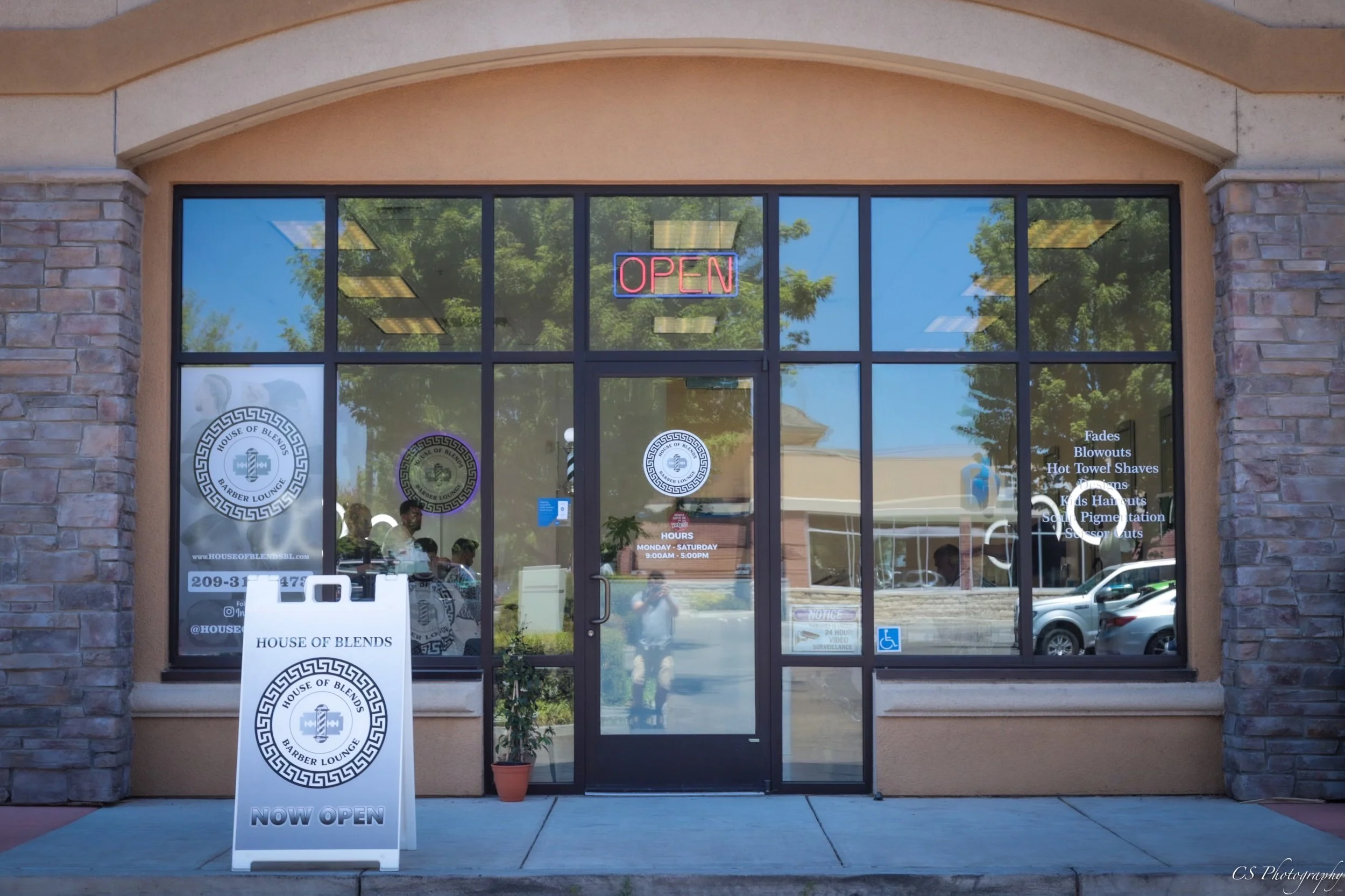 House of Blends Barber Lounge in Modesto, CA (4)