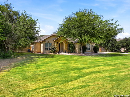 Realty United in Pleasanton, TX (4)