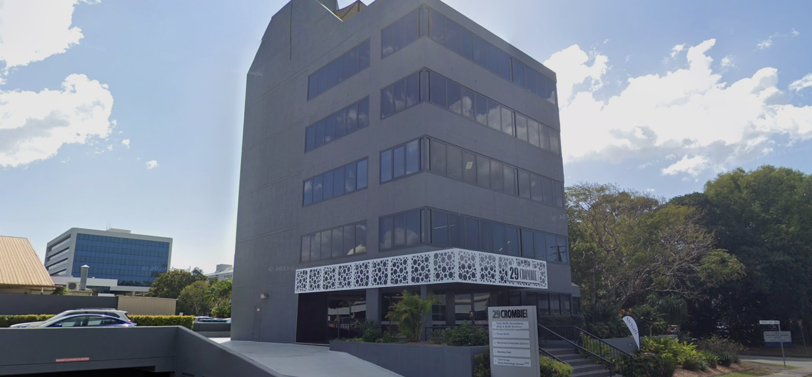Kelly+Partners Accountants Burbank in Woodland Hills, CA (2)