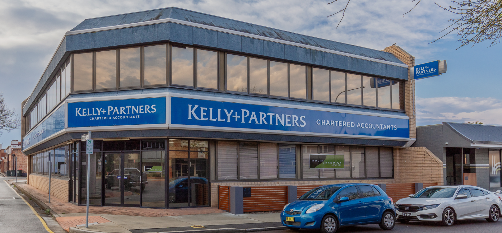 Kelly+Partners Accountants Burbank in Woodland Hills, CA (4)