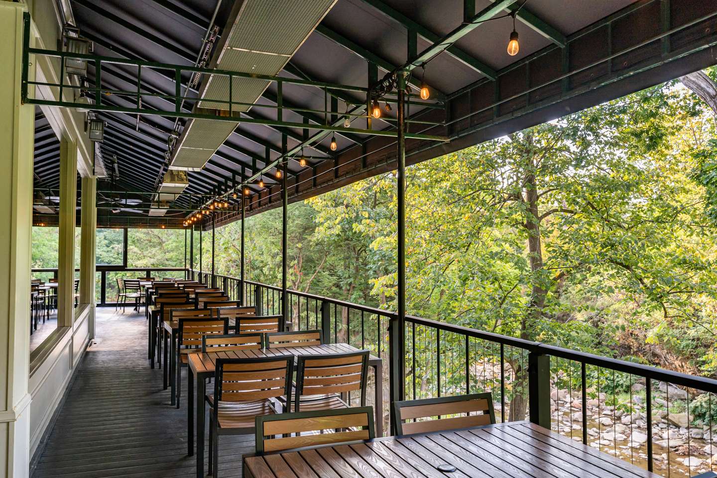 Creekside Restaurant & Bar in Brecksville, OH (4)
