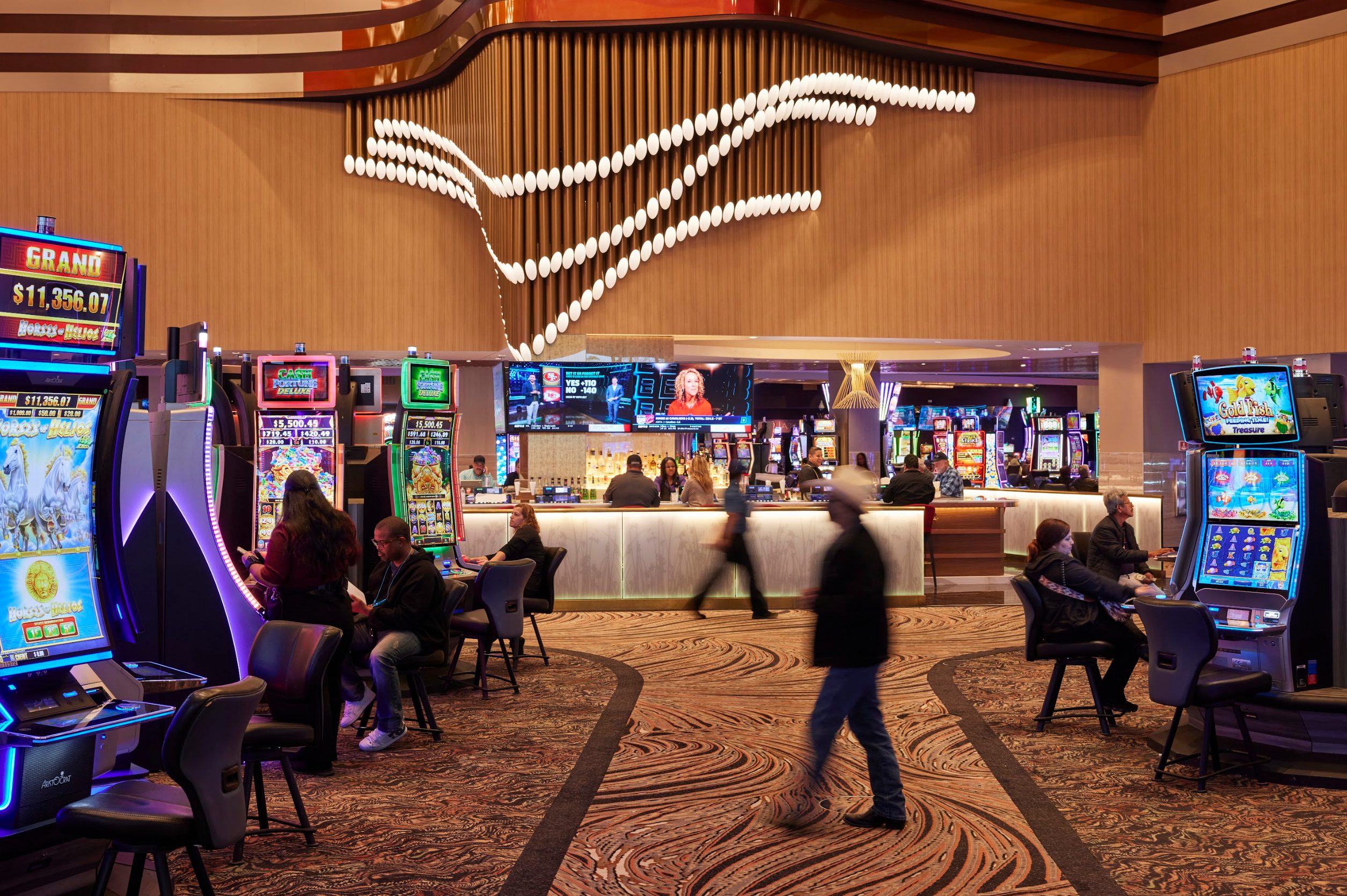 Tachi Palace Casino Resort in Lemoore, CA (4)