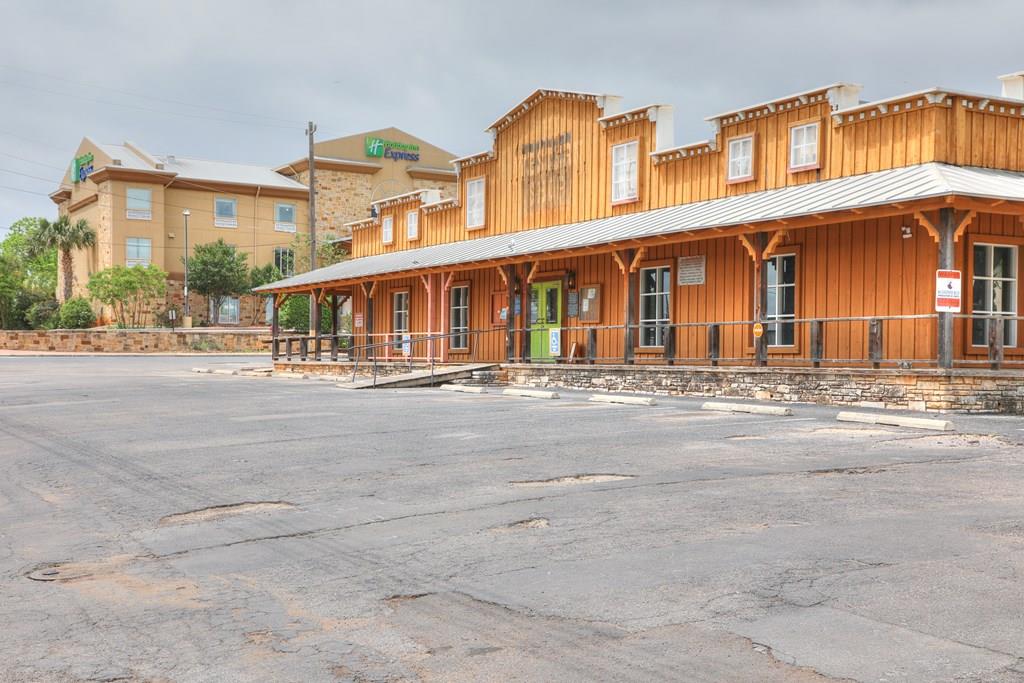 CC Herber Co. Real Estate in Fredericksburg, TX (3)