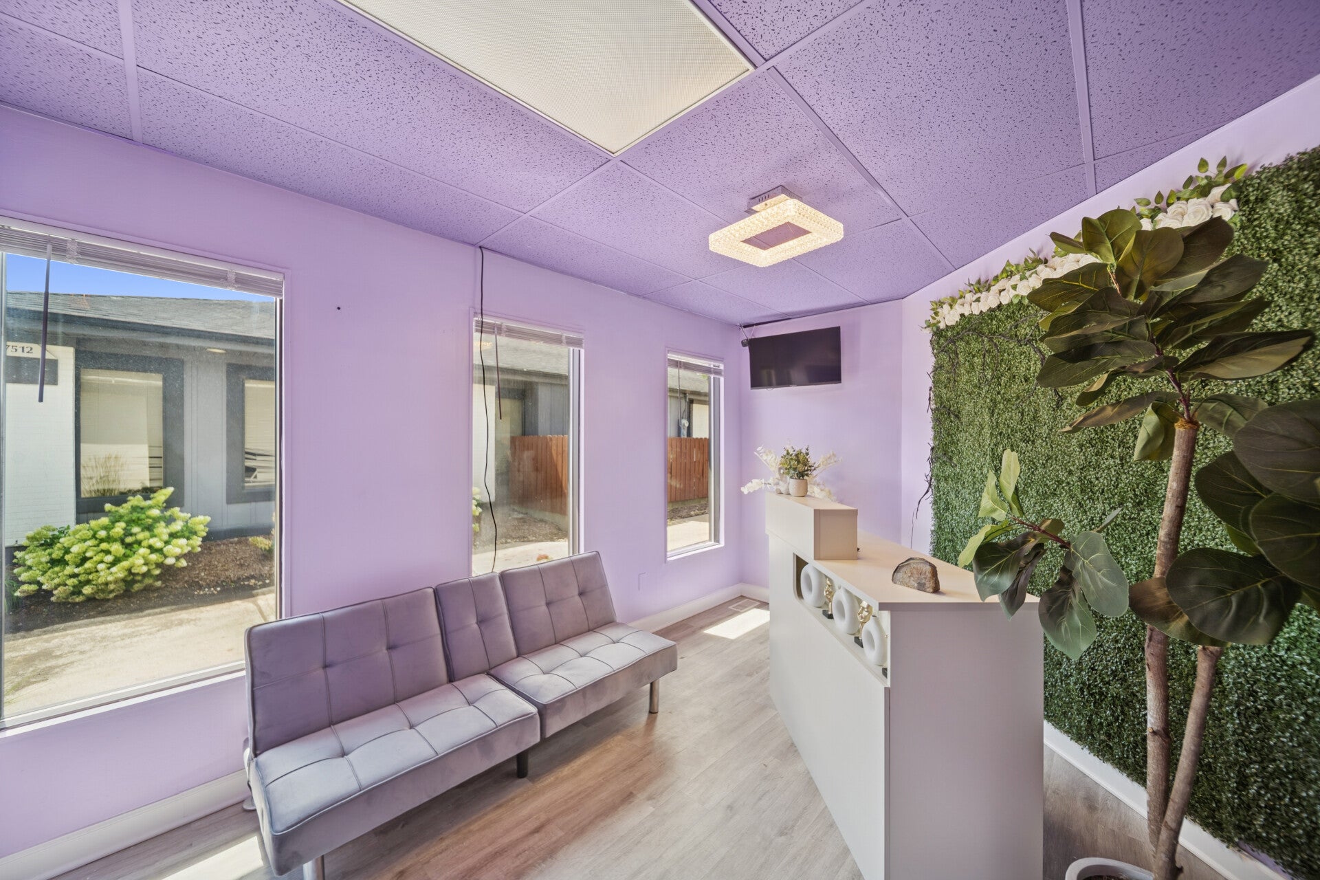 Bonnie May Beauty Bar in Hazel Crest, IL (6)