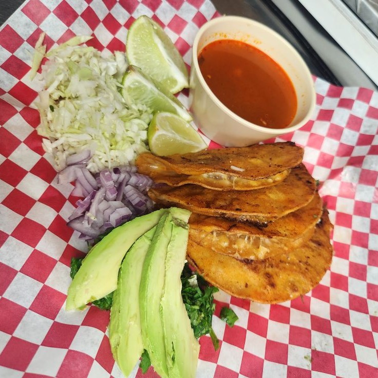 Vicky's taqueria y mas in Raymondville, TX (2)