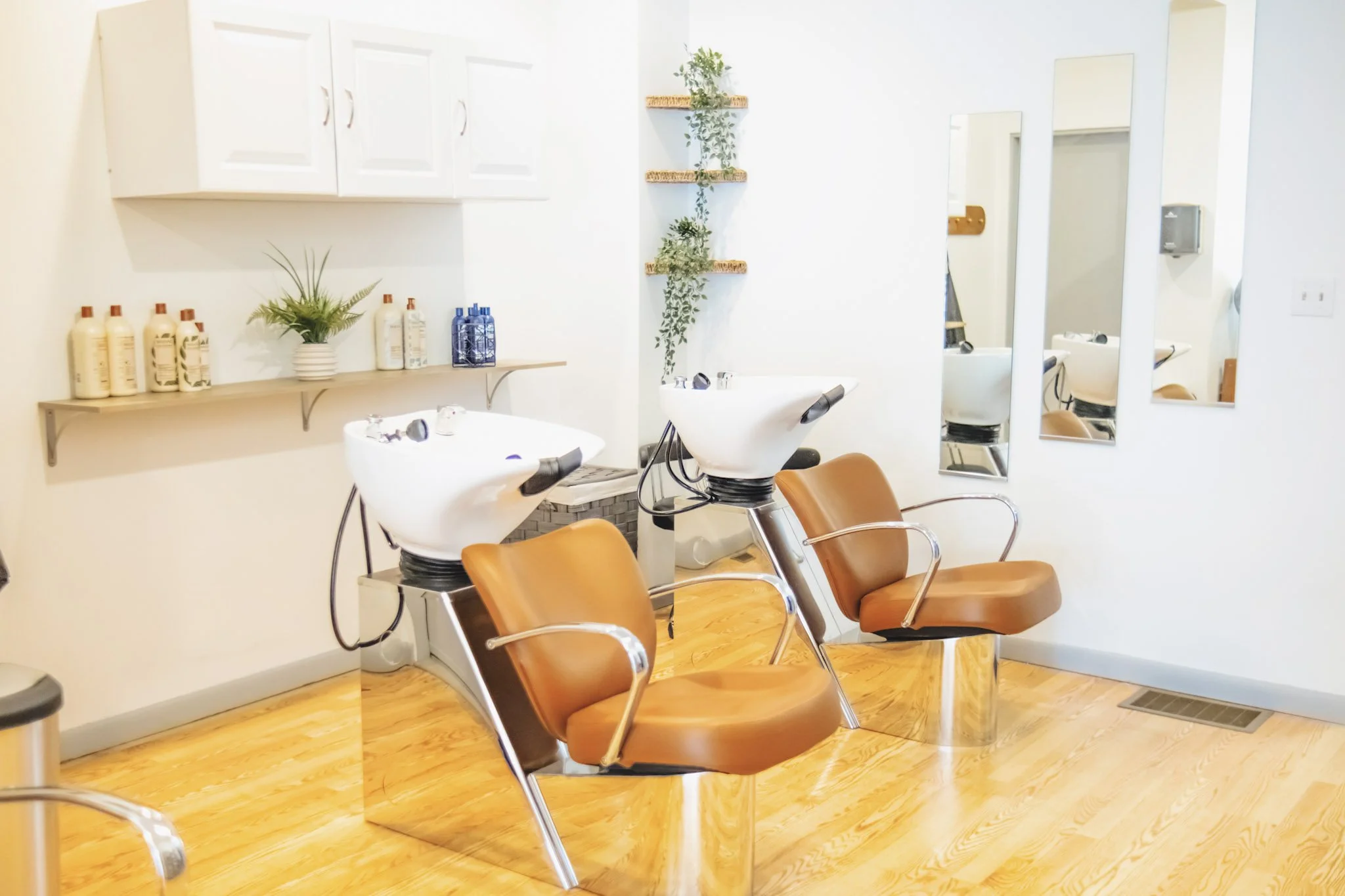 Divine Hair Studios in Kingston, PA (3)
