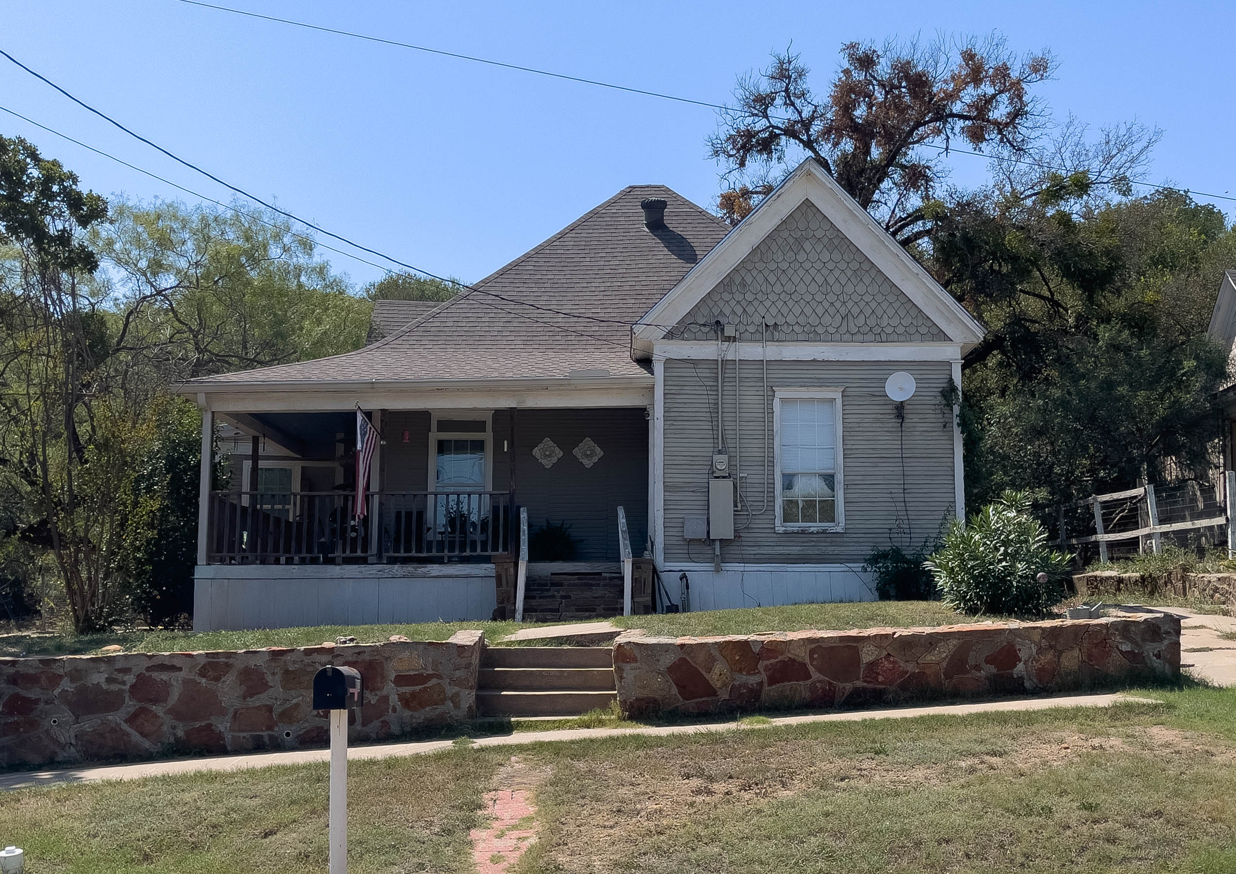Carolyn Shipp, REALTOR - Source 1 Real Estate in Peaster, TX (3)